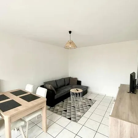 Apartment L'isernon - Spacieux T2 Au Bord De La Riviere